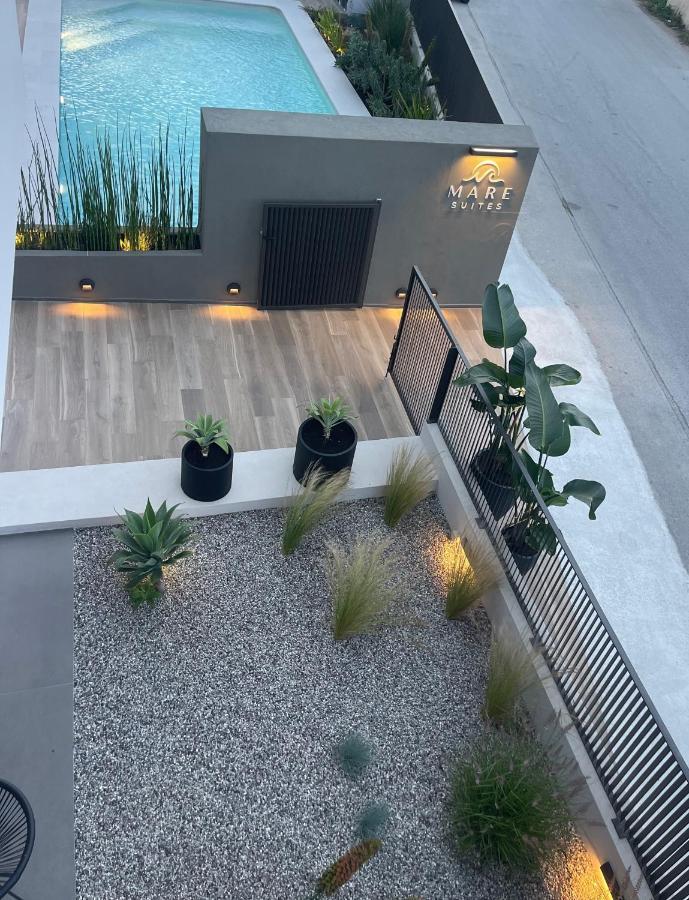 Mare Suites Lechaio Esterno foto